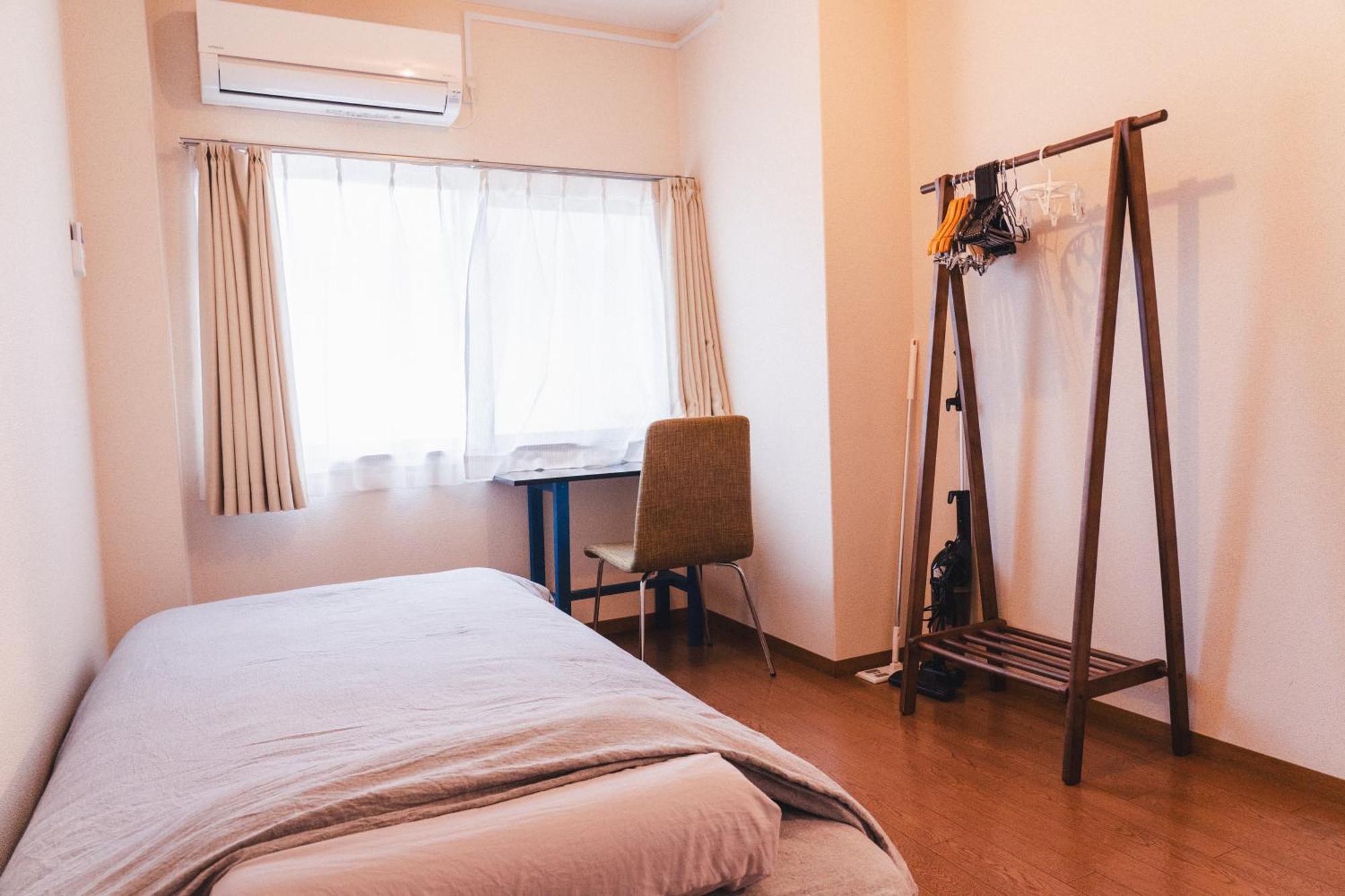 寄道アパート-3ベッドルーム1戸貸切-最大7名宿泊可-駐車場1台無料 Apartment *